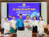 Trao quyết định bổ nhiệm Chủ tịch Công đoàn Bệnh viện Đa khoa Hậu Lộc cho đồng chí Đinh Văn Đông – Phó giám đốc Bệnh viện